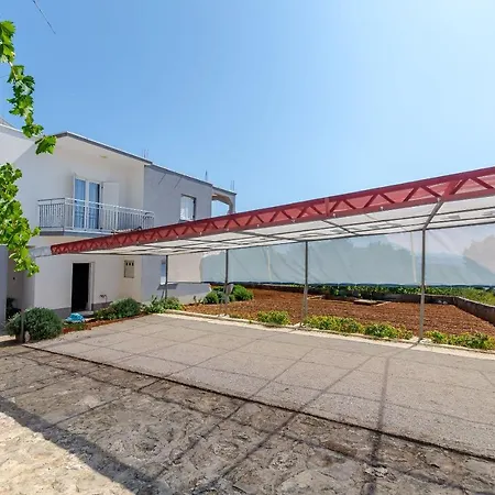 Markovic Apartment *