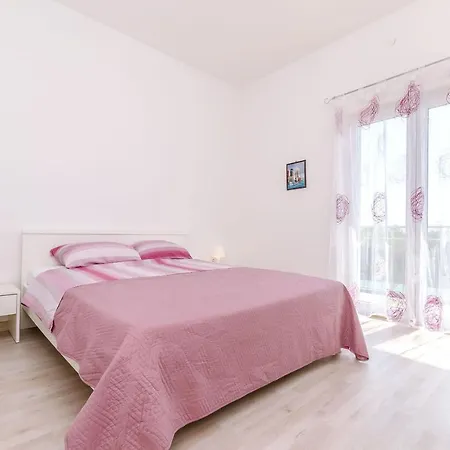 Markovic Apartment *
